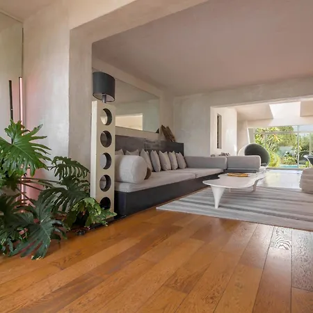 Apartmán Guesthost - Charming Pool *
